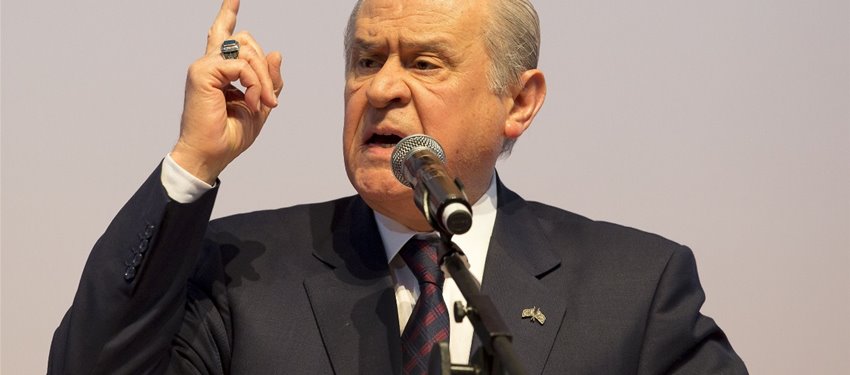 BAHÇELİ: FETÖNÜN SİYASİ AYAĞI AÇIKLANMALIDIR